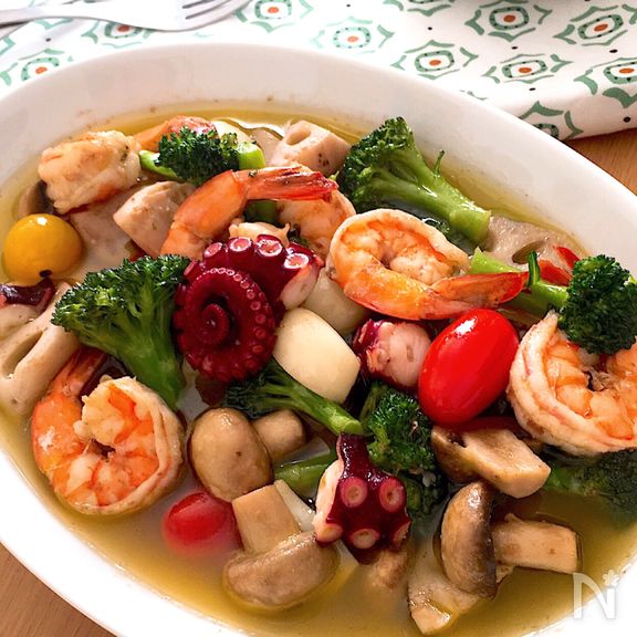 パーティーでも華やか♡うちの基本のアヒージョ