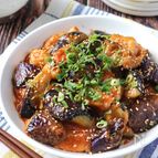 子どもも大好き♡鶏むね肉とナスのオーロラ胡麻味噌炒め