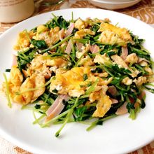 5分おかず＊豆苗とハムの卵炒め
