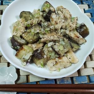 M＊Pの作ってみた!投稿(夏に食べたい！やみつき【鶏ささみとなすのねぎだく塩レモン】)