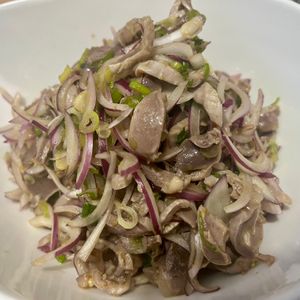 Shinoの作ってみた!投稿(コンビニサラダ再現《砂肝と玉ねぎ♡ピリ辛ねぎポン》)