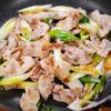 行列の中華屋さんの🍚豚ネギししとうの♪にんにく味噌炒め🤩の工程2