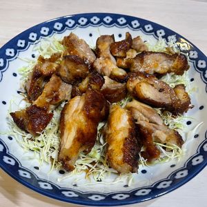 ちぇまの作ってみた!投稿(【また作ってね♡】新玉香味だれの絶品油淋鶏！サクサクやみつき)