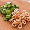 【きゅうりとちくわの塩昆布おかかあえ】この副菜大好き！の工程1
