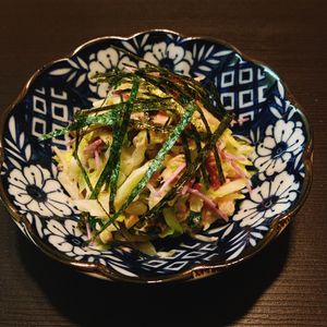 りんの作ってみた!投稿(1分おつまみシリーズ⑧ツナマヨキャベツは旨かった😋🍺)