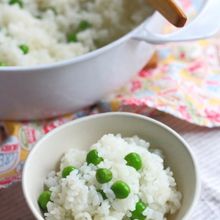 彩りきれいな豆ごはん
