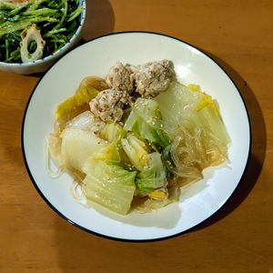 かおちゃんの作ってみた!投稿(【白菜と鶏団子の春雨煮】旨みたっぷり！食べ応えも◎)