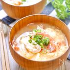 いつもと違う美味しさを♪『トマトとささみと卵のお味噌汁』