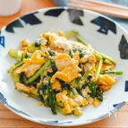 【ご飯が進む！】とろ〜り美味しい♡小松菜のてりたま