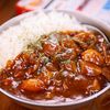 いつもやってる😋レトルトカレーを10倍おいしくする技🤩の工程5
