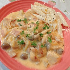 maiの作ってみた!投稿(【カルボナーラチキン】夫も絶賛！絶品クリーム煮アレンジ♬)