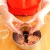 ノンオイル料理研究家の定番メニュー「揚げない鶏の竜田揚げ」の工程1