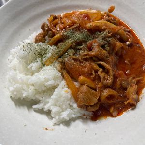しょうこの作ってみた!投稿(【豚肉のこく旨ハヤシライス】簡単手作り♪炒めて煮るだけ◎)