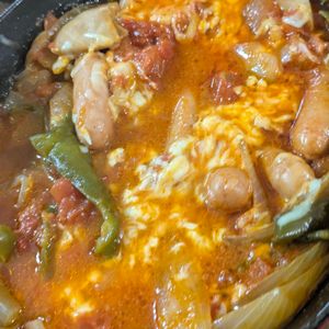 大庭の作ってみた!投稿(どんどん具材を入れるだけのチキンのトマトソース煮)