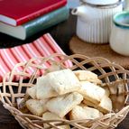 ポリポリ食感が癖になる♪罪悪感ゼロ！〖お豆腐ごまクッキー〗