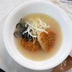 鶏だしの旨味！焼きおにぎり茶漬け