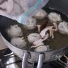 洗い物が少ない!オクラ入り鶏団子のスープの工程4