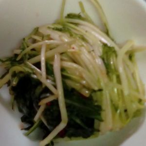鶏皮坊主の作ってみた!投稿(まるごと！【水菜のピリ辛浅漬け】)