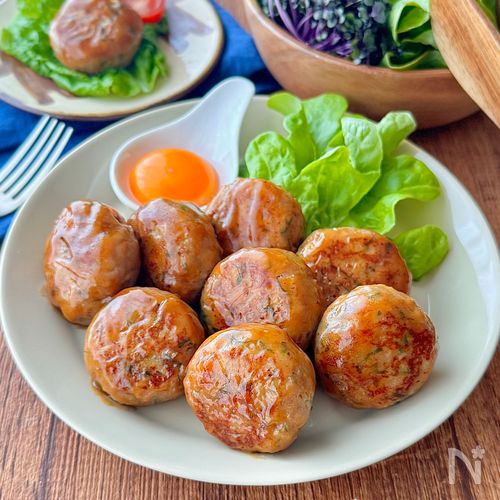 包んでぱくっ♩れんこん入り塩麹つくね