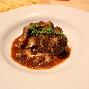 1023173の作ってみた!投稿(圧力鍋で*牛すね肉の赤ワイン煮込み)