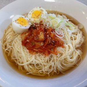 猫ママの作ってみた!投稿(そうめんで作る♪さっぱり美味しい焼肉屋さんの冷麺風)