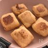 詰めて焼くだけ♩キムチー巾着餃子の工程3