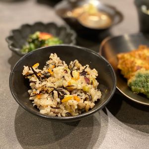 chiyoの作ってみた!投稿(ついついおかわりしちゃう♡『ひじきと根菜の炊き込みご飯』)