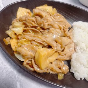 し☆の作ってみた!投稿(コクうま！たけのこと豚バラキャベツの味噌バター炒め)