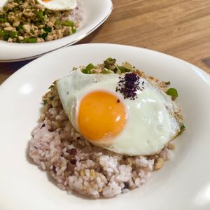 ゆかりの作ってみた!投稿(大葉でさっぱり！【鶏ひき肉とピーマンの甘辛そぼろ丼】)