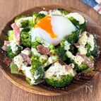 茹でずに絶品！【ブロッコリーの焼きシーザーサラダ】