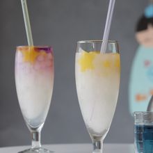 色がピンクに変わる！混ぜて楽しいタピオカフローズンレモネード