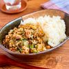 青菜も一緒にとれる♪【小松菜ひき肉ごはん】の工程5