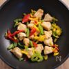 【業務スーパー】鶏胸肉で節約!鶏胸肉とパプリカの甘酢あんの工程3