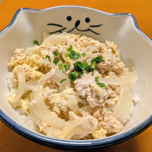 ゆきまる🐬🫧の作ってみた!投稿(簡単お手軽♩鶏ひき肉で親子丼)