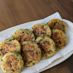 るるる♪の作ってみた!投稿(カリカリもちもち！冷めても美味しい「ニラじゃがもち」)