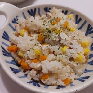しろくま0o0の作ってみた!投稿(【炊き込みチキンピラフ】炊飯器で簡単！鶏むね肉でコスパ抜群！)