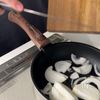 【ポークチャップ丼】やわやわお肉に濃厚ソースの工程2