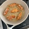 【手羽中のやみつき塩から揚げ】カリッじゅわ！揚げたて最高♪の工程3