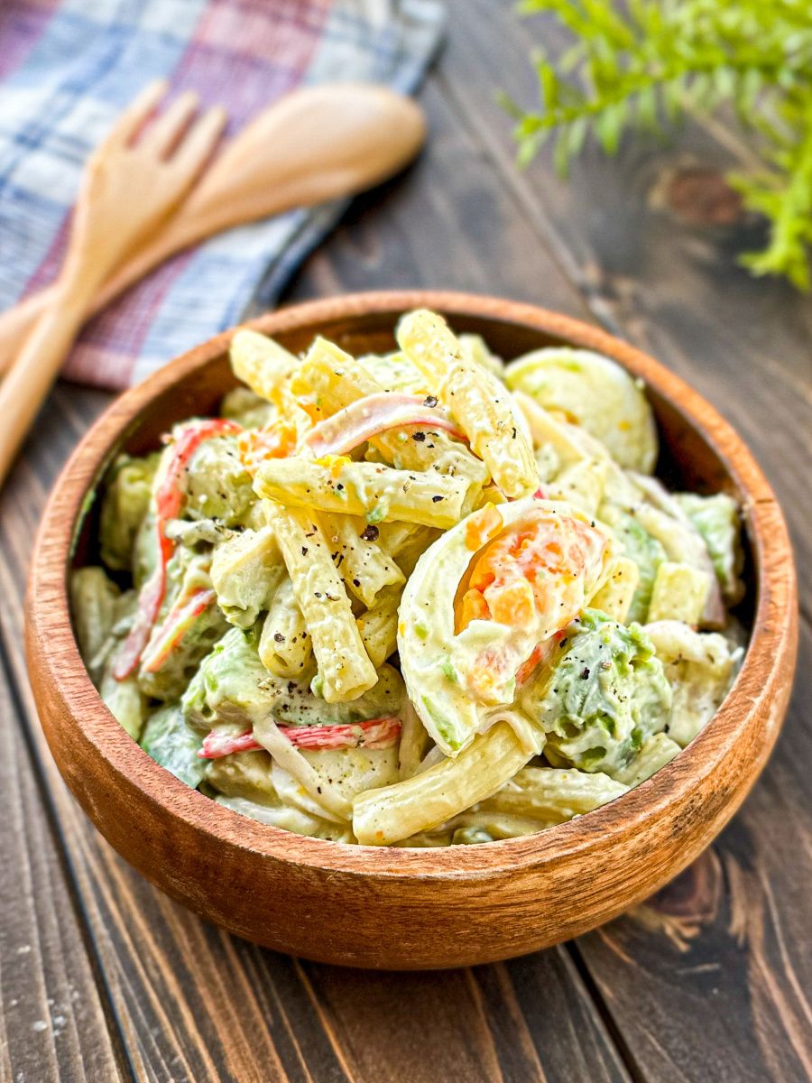 アボカドと卵のマカロニサラダ】簡単濃厚♡箸が止まらない♡ | レシピ