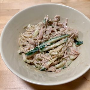ぴの作ってみた!投稿(簡単！満足！春雨のツナマヨサラダ)