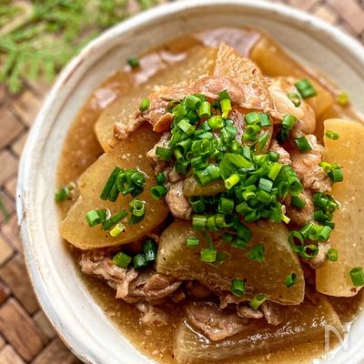 《レンジで時短》大根と豚バラのこってり味噌煮込み