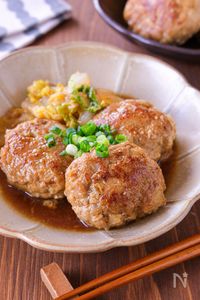 【つくねと白菜の甘辛蒸し】ワンパン蒸しで白菜もつくねも絶品！