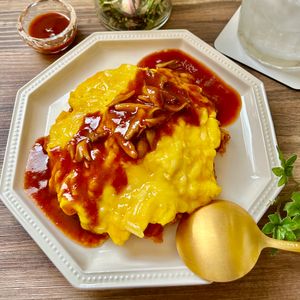 のりのり🐾🎀🤍の作ってみた!投稿(食べ応え抜群！身体にうれしい♪オートミールオムライス)
