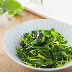茹でるだけ！豆苗とほうれん草の韓国のりナムル