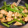 ヘルシー和食のお惣菜♪筍とピーマンの生姜醤油おかか和え🤭の工程3