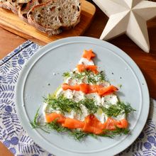 【クリスマス前菜】サーモンとカッテージチーズのディップサラダ
