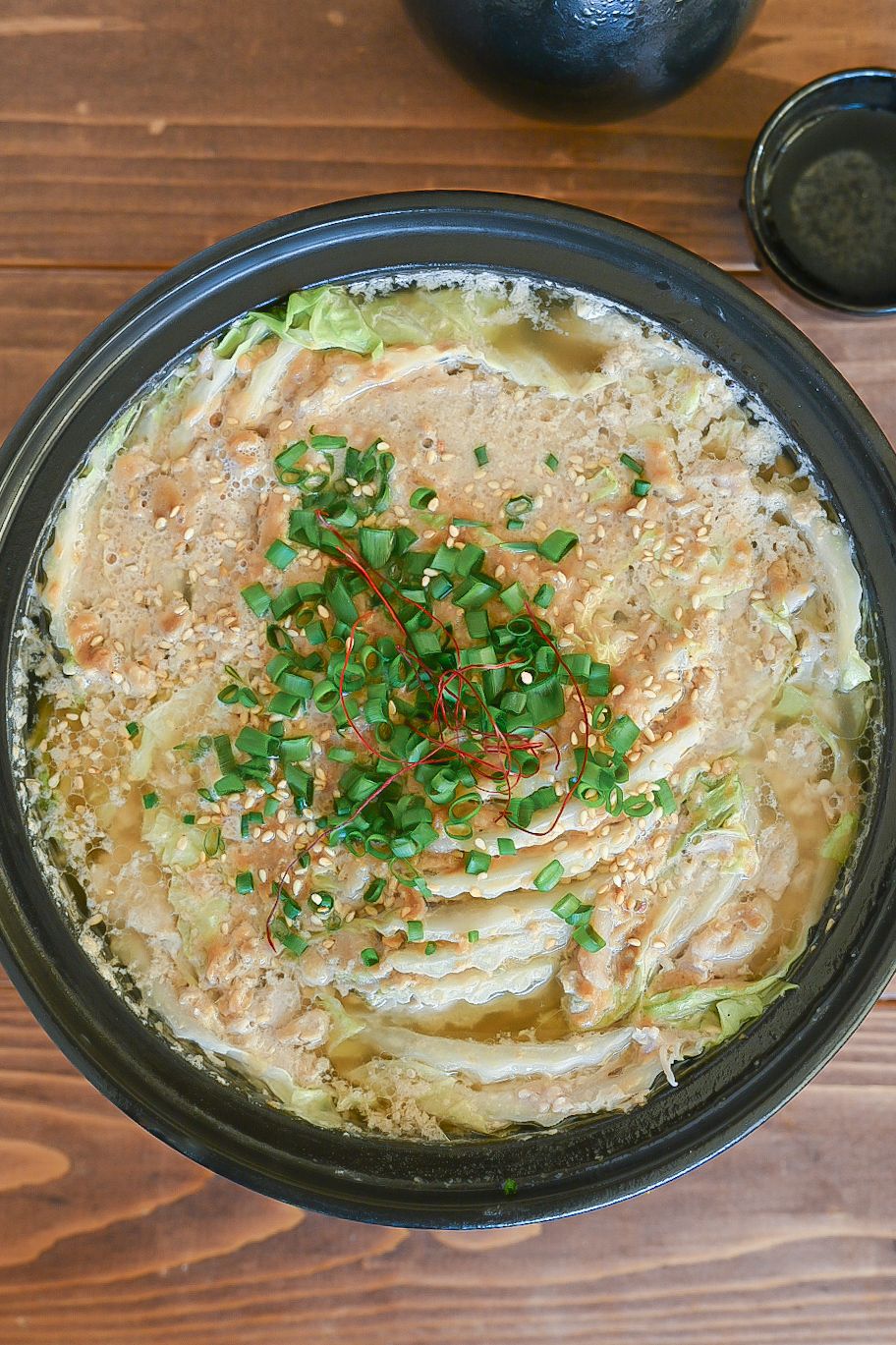 濃厚で食べ応え◎ねりごまみそのミルフィーユ鍋 | レシピサイトNadia