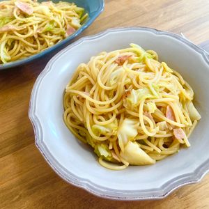 ゆかりの作ってみた!投稿(ワンパン15分【ベーコンとキャベツのバター醤油パスタ】)