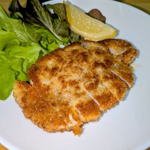 joe sanの作ってみた!投稿(揚げずにサックサクドイツ風とんかつ「シュニッツェル」)