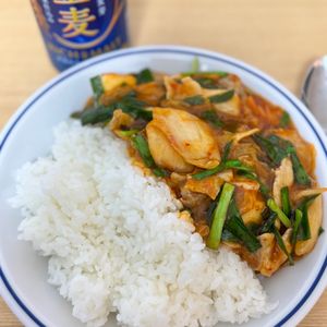 Tsuneaki Okadaの作ってみた!投稿(10分でぱぱっと完成！ご飯がすすむ「豚キムチあんかけご飯」)